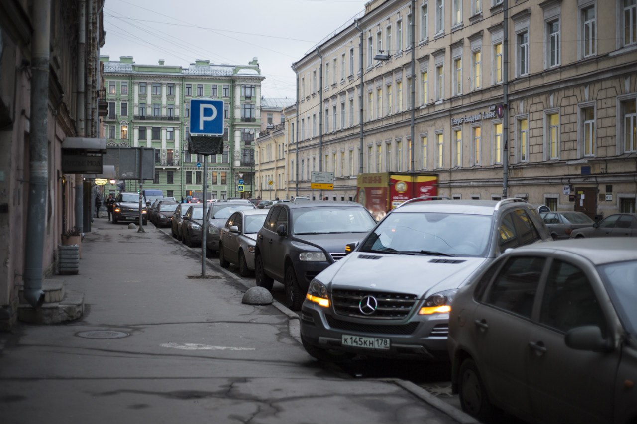 Где и когда будут платные парковки в Санкт-Петербурге 