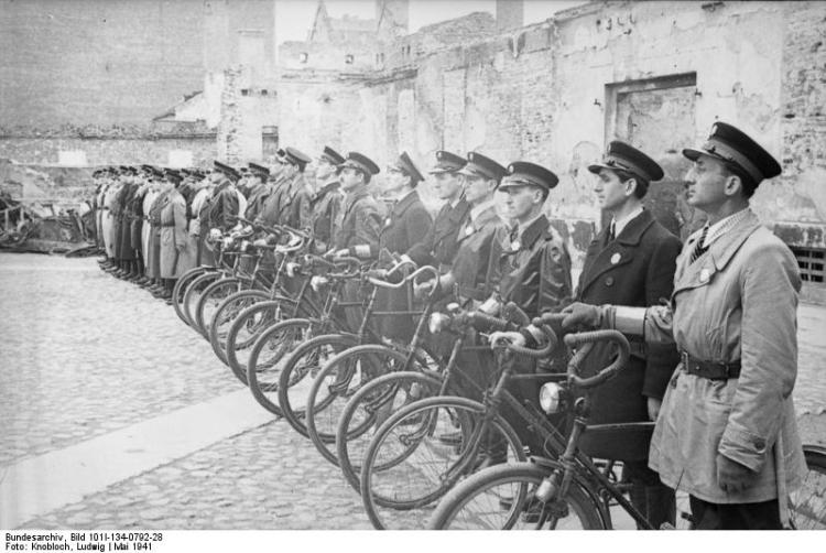 Концлагерь Дахау в 1933-м и Jewish Order Police в 1940-х. ( 55 фото ) Polen, Ghetto Warschau, Ghettopolizei