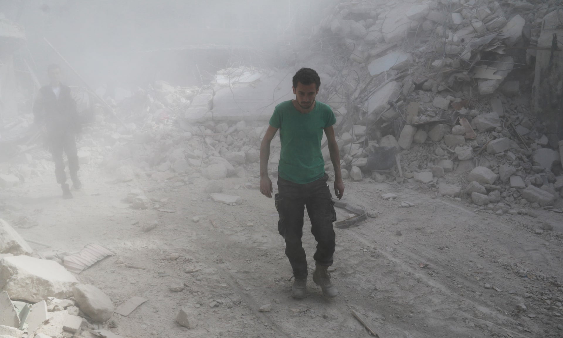 Самолеты России и Сирии опять бомбили Алеппо 