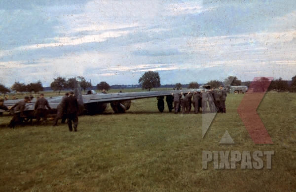  Барбаросса . ( 82 фото ) stock-photo-crash-landed-messerschmitt-bf110-of-lehrgeschwader-2-7hlg2-south-russia-1941--13067.jpg