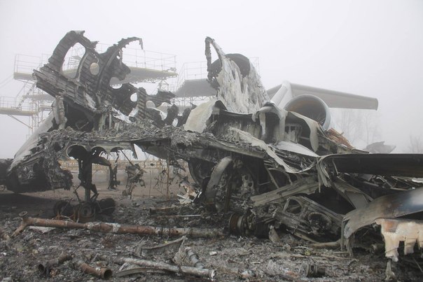 Аэропорт Донецка. Абсолютная разруха. 