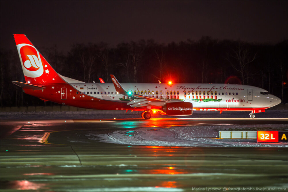 Air Berlin в рождественской ливрее в DME 