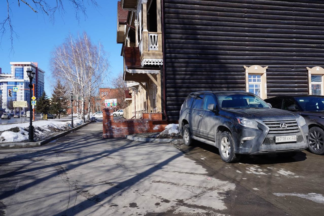 Барнаул. Дом купцов Шадриных и ресторан Барнаул. Дом купцов Шадриных и ресторан Русский чай