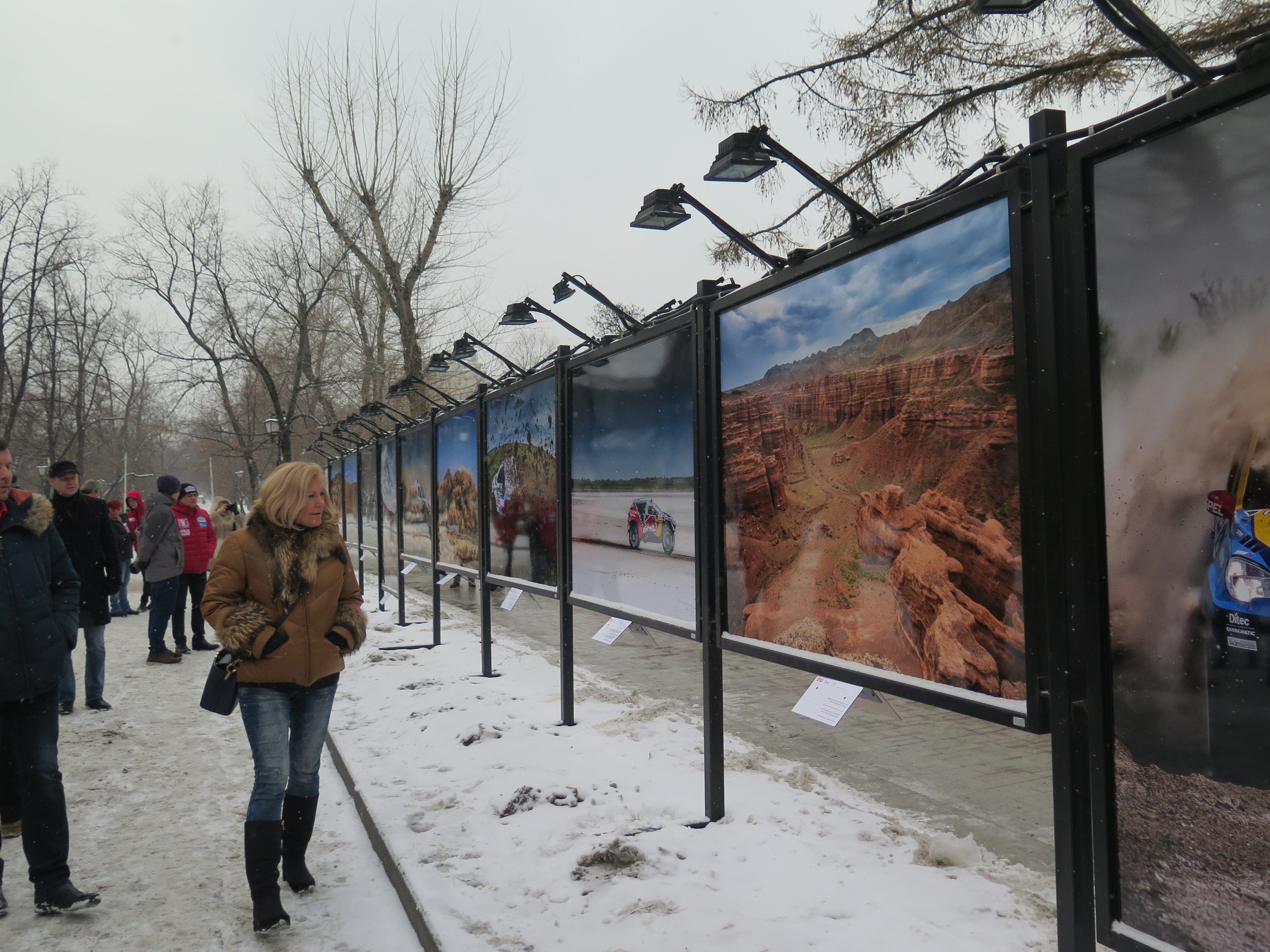Фотовыставка ралли «Шёлковый путь» стартовала на Тверском бульваре 