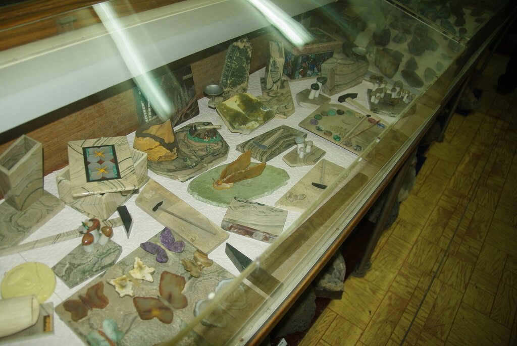 Геологический музей Приморгеологии IMGP4514.JPG
