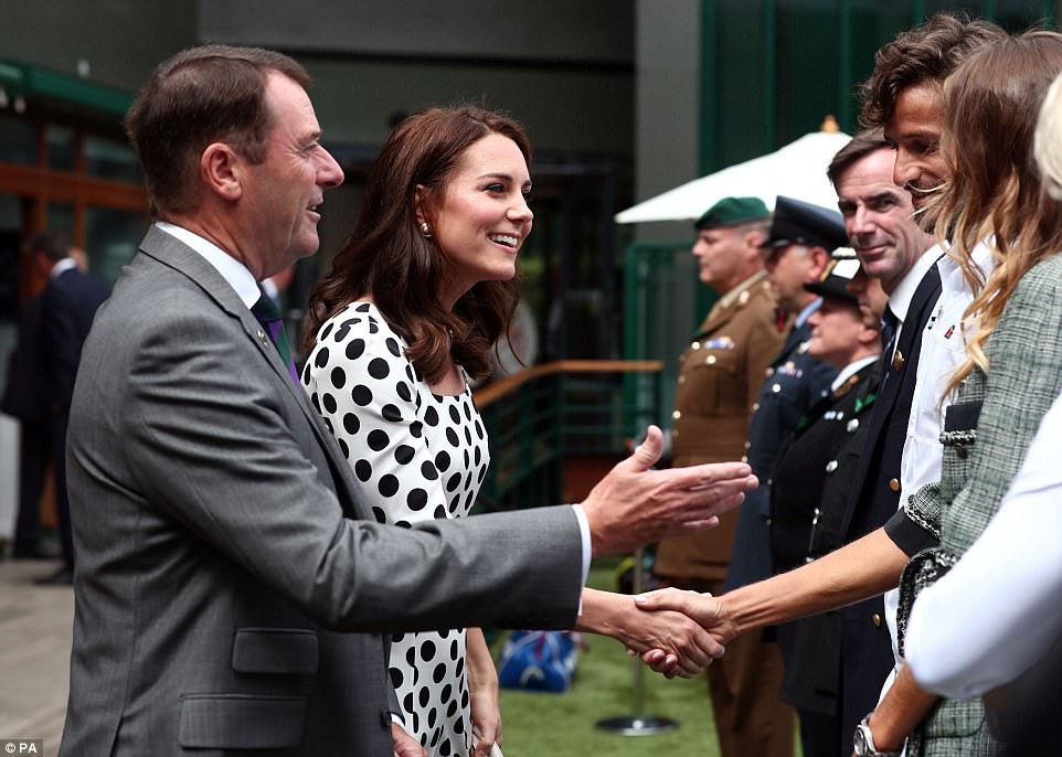 Герцогиня Кембриджская посетила открытие теннисного турнира Уимблдон-2017 