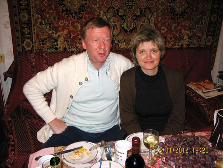 Жена Чуайса говорила до замужества; http://jetsetter.ua/data/storys/69/18/6918_b_1327418225.jpg