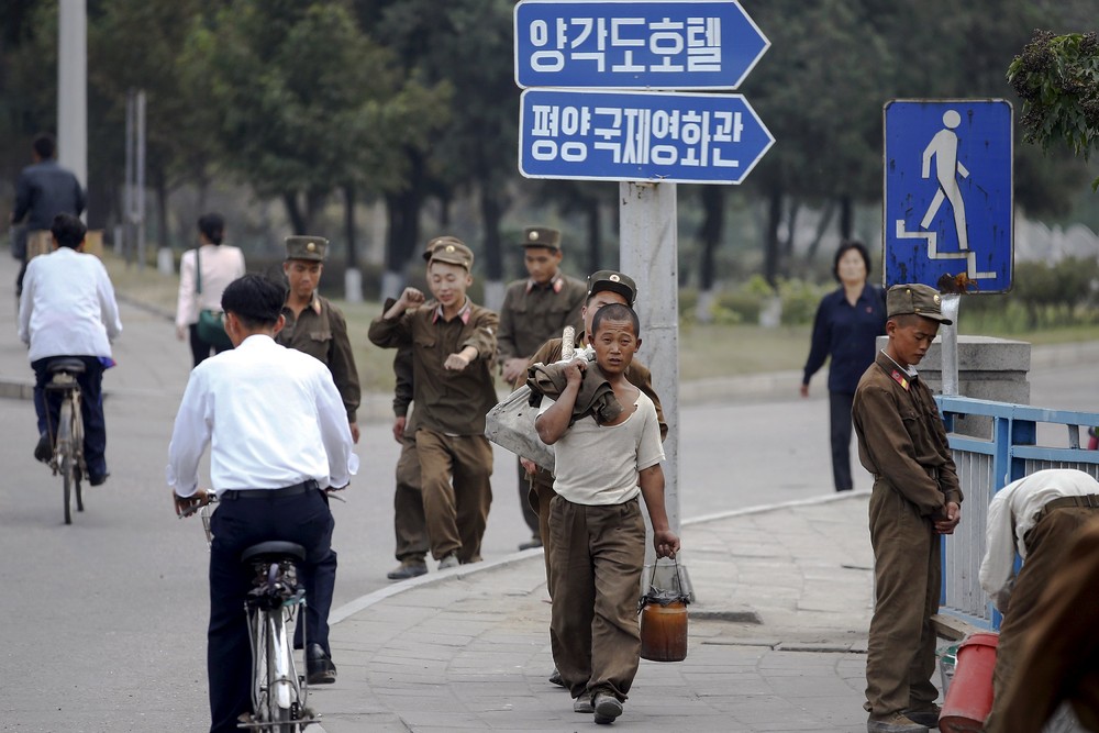 Кадры жизни в Северной Корее 