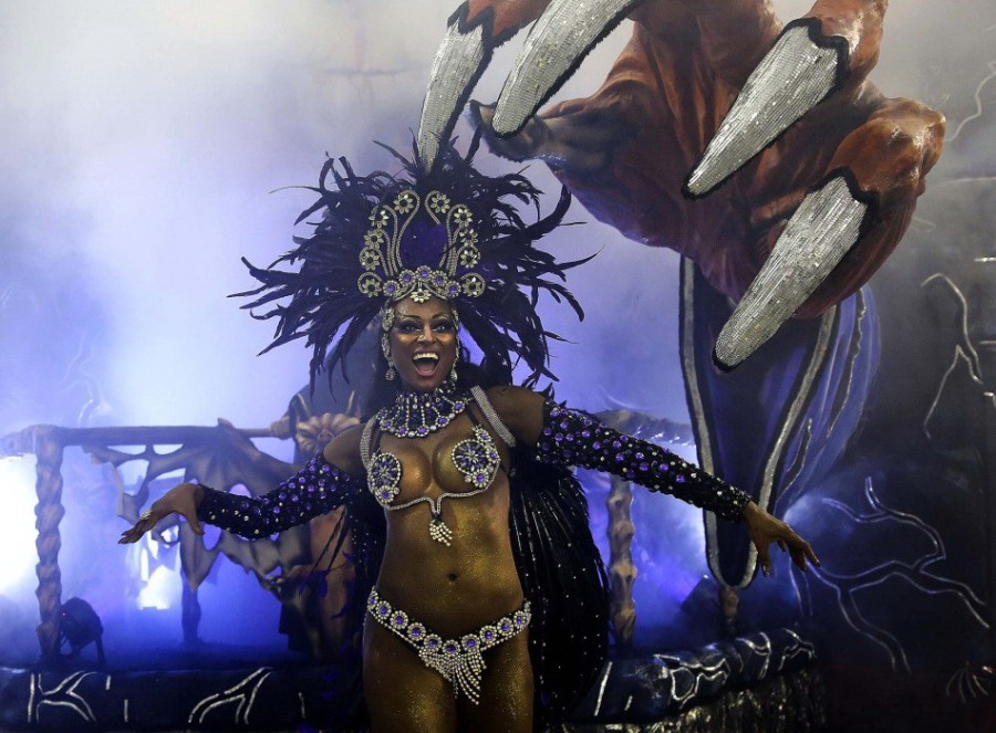  Карнавал в Рио-де-Жанейро или протест? 