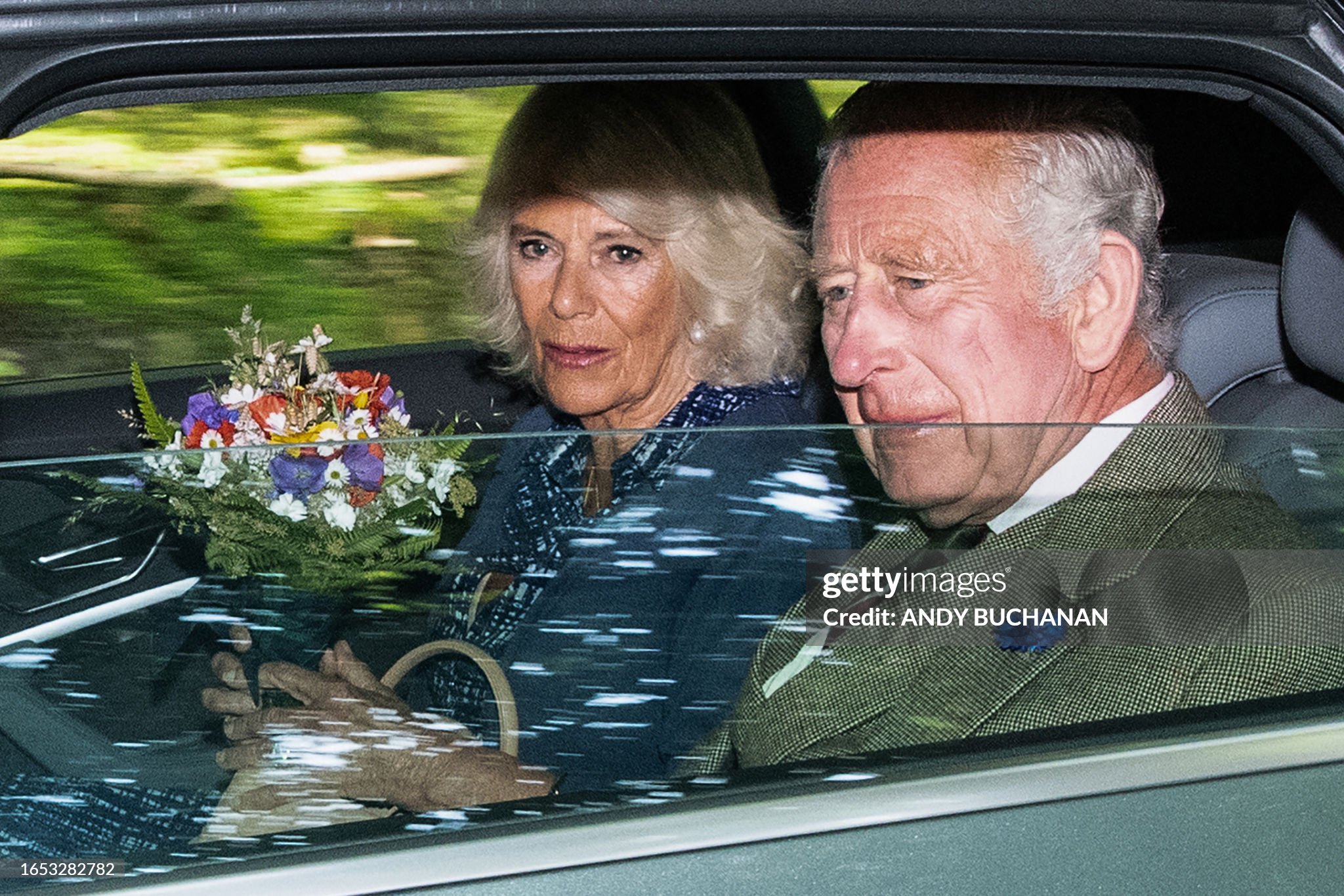 Король и королева Британии посетили церковную службу в память о королеве 