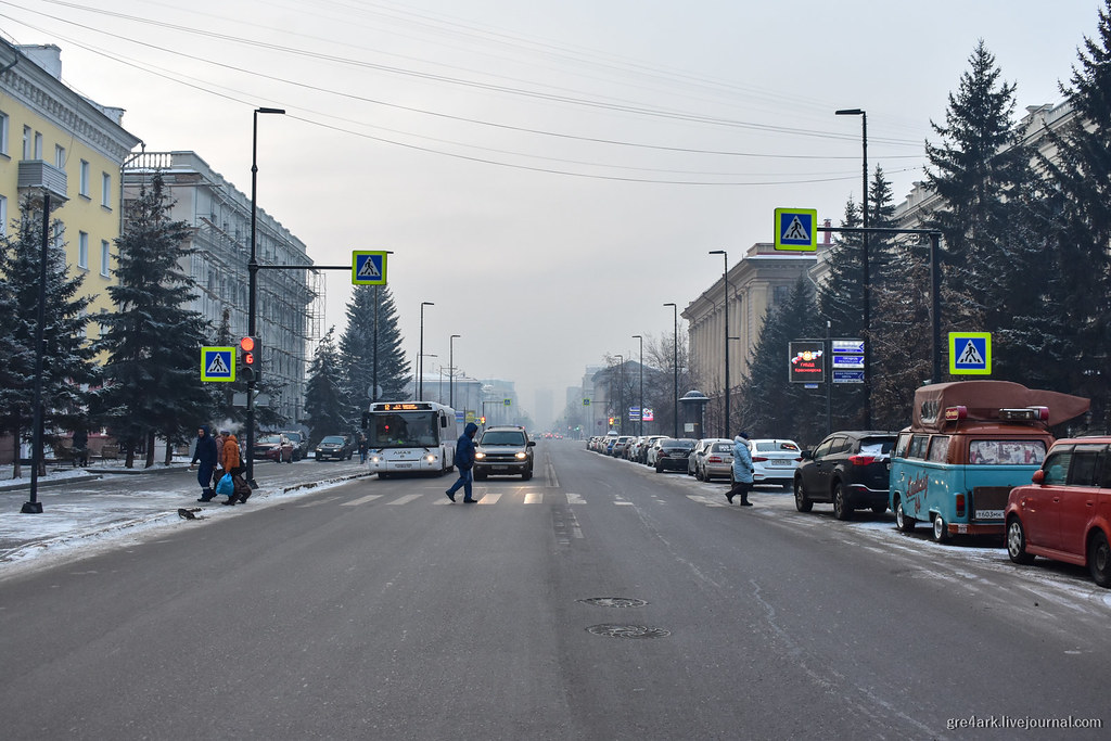 Красноярск: чёрное небо, новая набережная, исторический квартал, красивые 