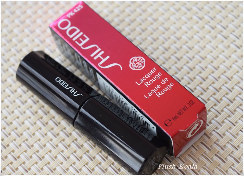 Лаковая помада-блеск Shiseido Lacquer Rouge Lipstick - отзыв, фото, свотчи DSC_0028