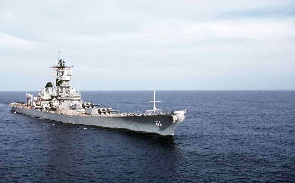 Линкор USS Iowa, 1984 год 