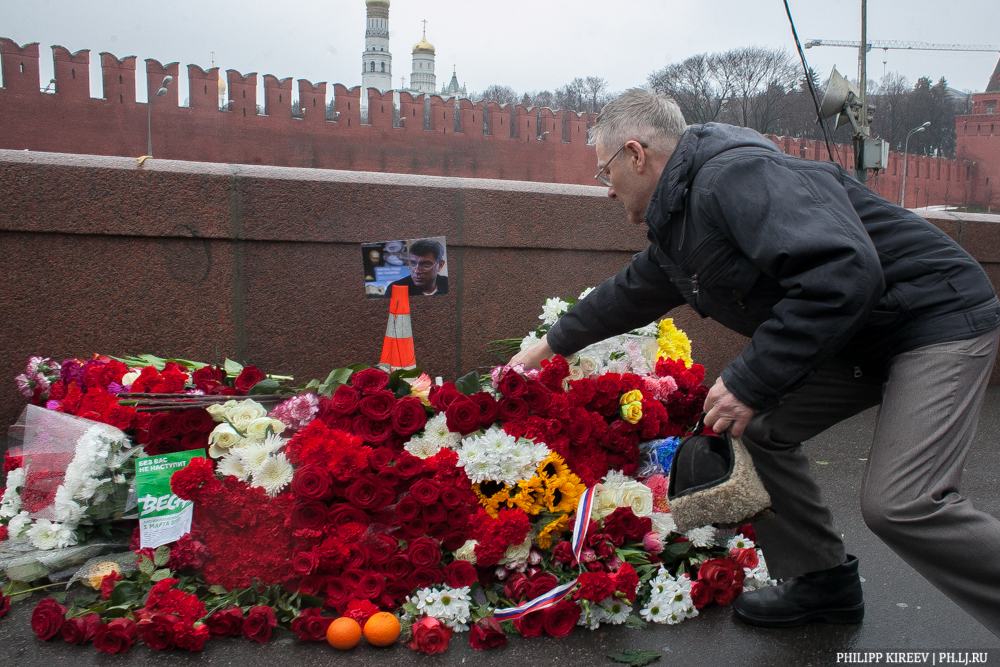 На месте убийства Немцова 
