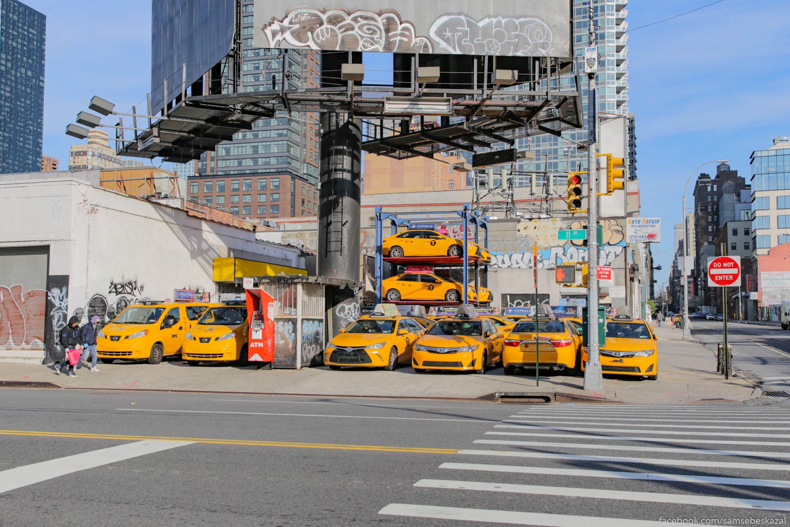 Нью-Йорк, четверг 26 марта Taksi prostaivaut bez raboty.