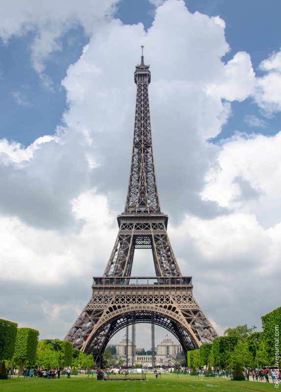 Памятка туристу, прибывающему в Париж 