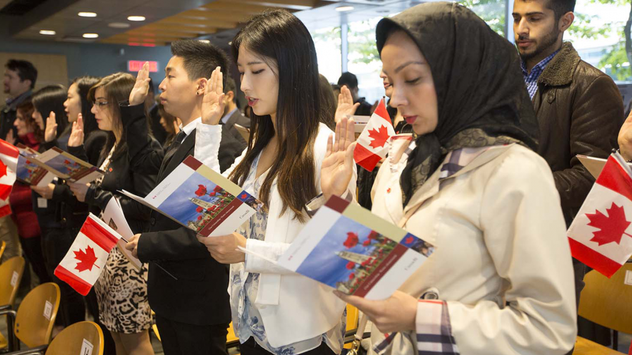Получив ВНЖ в Канаде, иностранцы предпочитают вернуться домой. Почему они не 