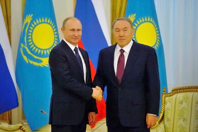 Президент РФ поблагодарил главу Казахстана за помощь в организации переговорного процесса по Сирии 