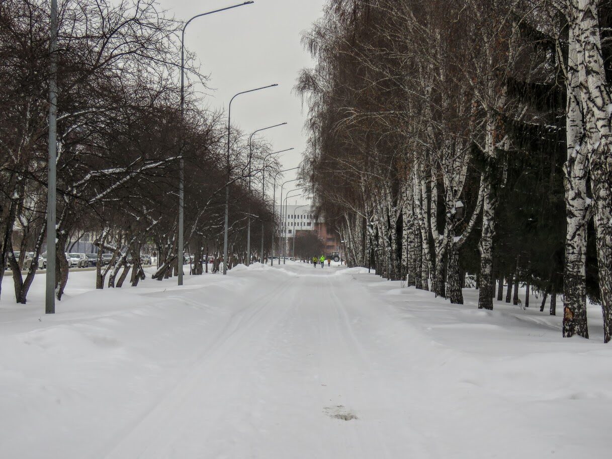 Прогулка в парки Антошка, Победы i-28