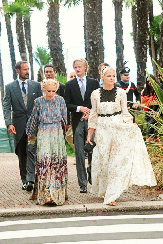 Религиозная церемония бракосочетания Пьера Казираги и Беатриче Борромео: гости 