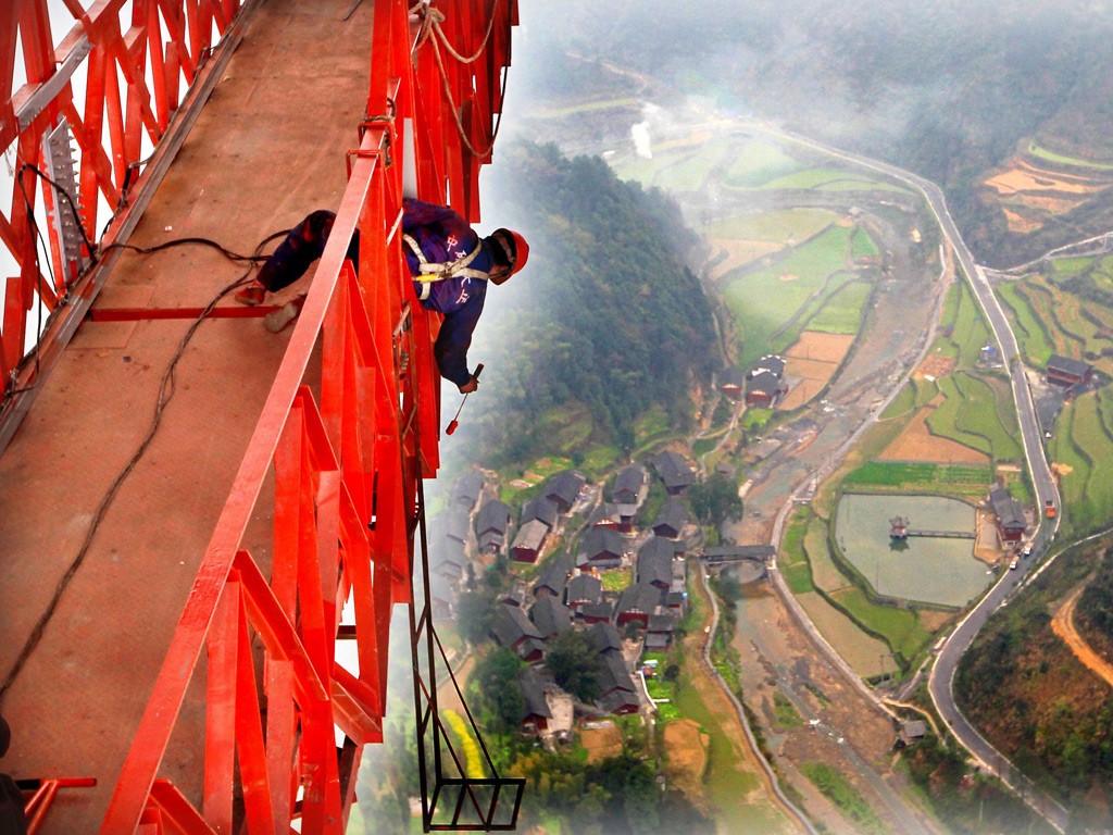 Самый длинный подвесной мост в мире 