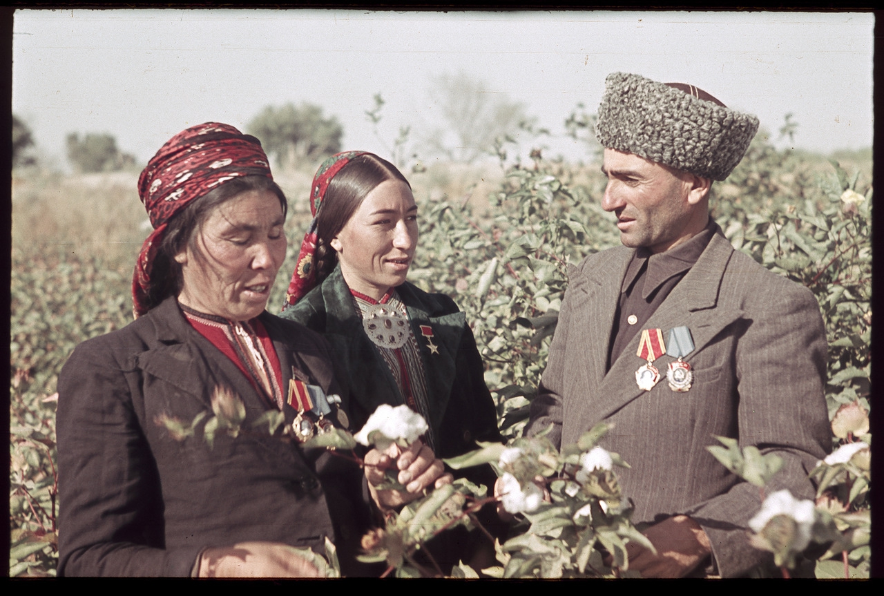 Советская провинция в цвете. ( 95 фото ) 1c0e4e7bd29266cc4c7ab06687fe09f5.jpg