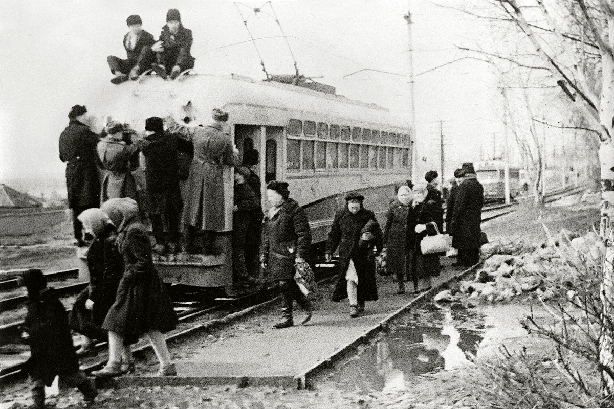 Советский общественный транспорт в фотографиях — с первых лет революции и до 