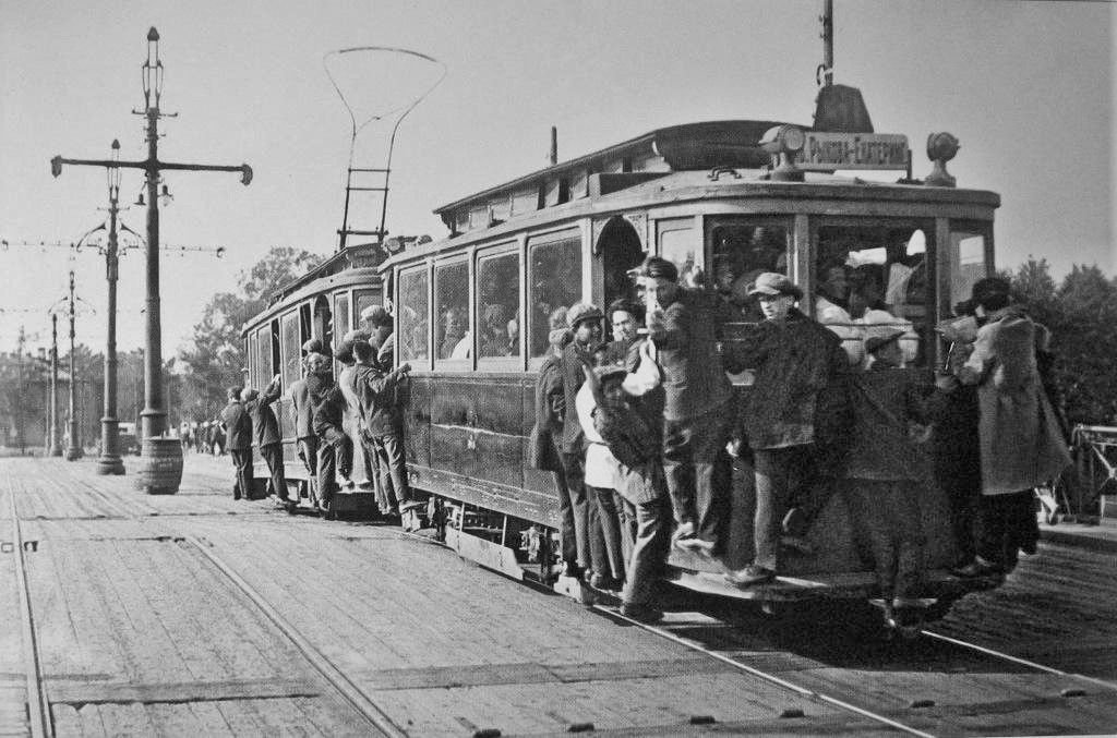 Советский общественный транспорт в фотографиях — с первых лет революции и до 
