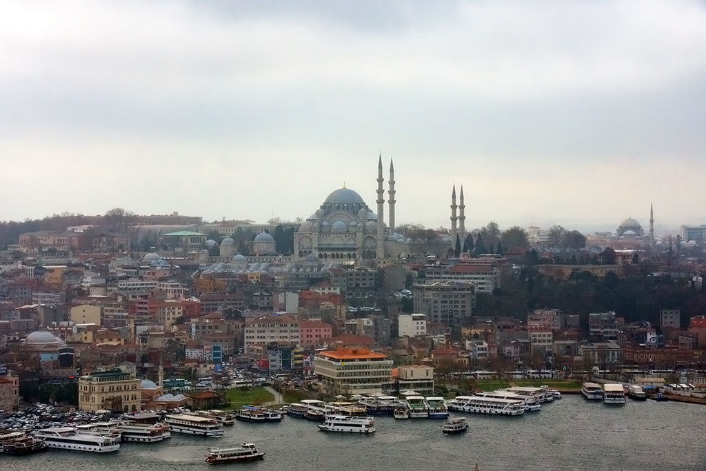 Стамбул - столица Черного моря. Но Саакашвили это не устраивает. 