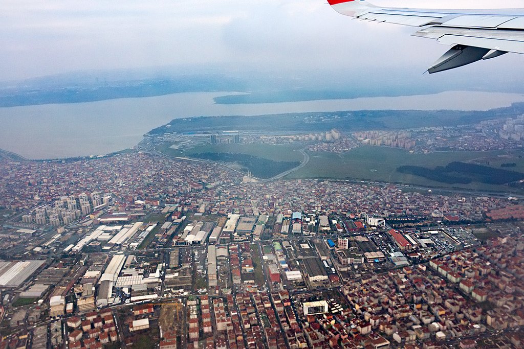 Стамбул - столица Черного моря. Но Саакашвили это не устраивает. 