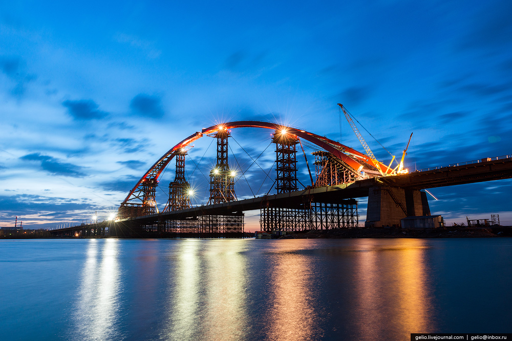 Строительство Бугринского моста в Новосибирске 