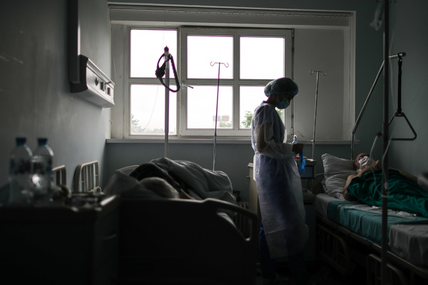 «Ты просто не знаешь, на что они способны» Две медсестры сургутской больницы 