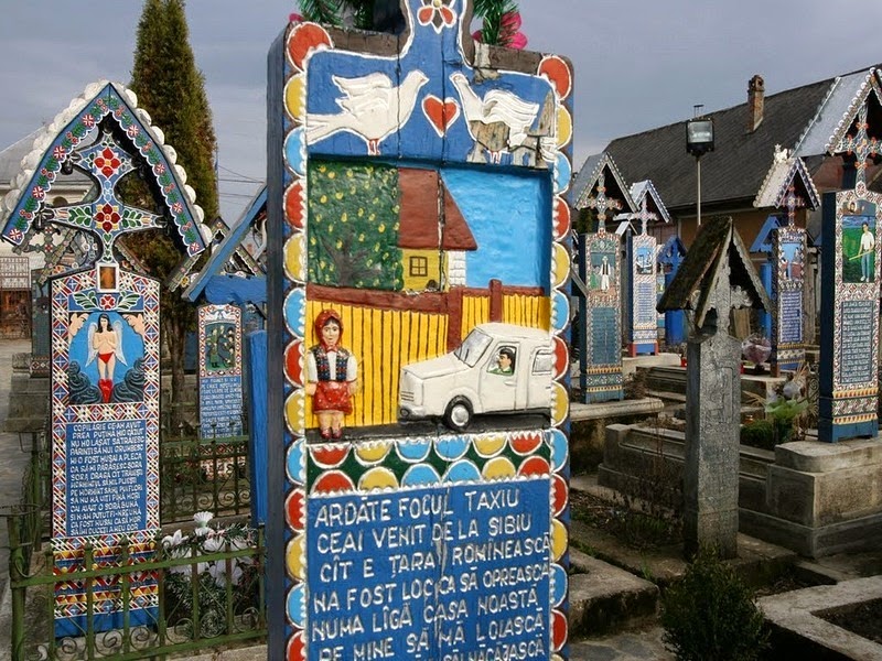«Веселое кладбище» в Румынии 