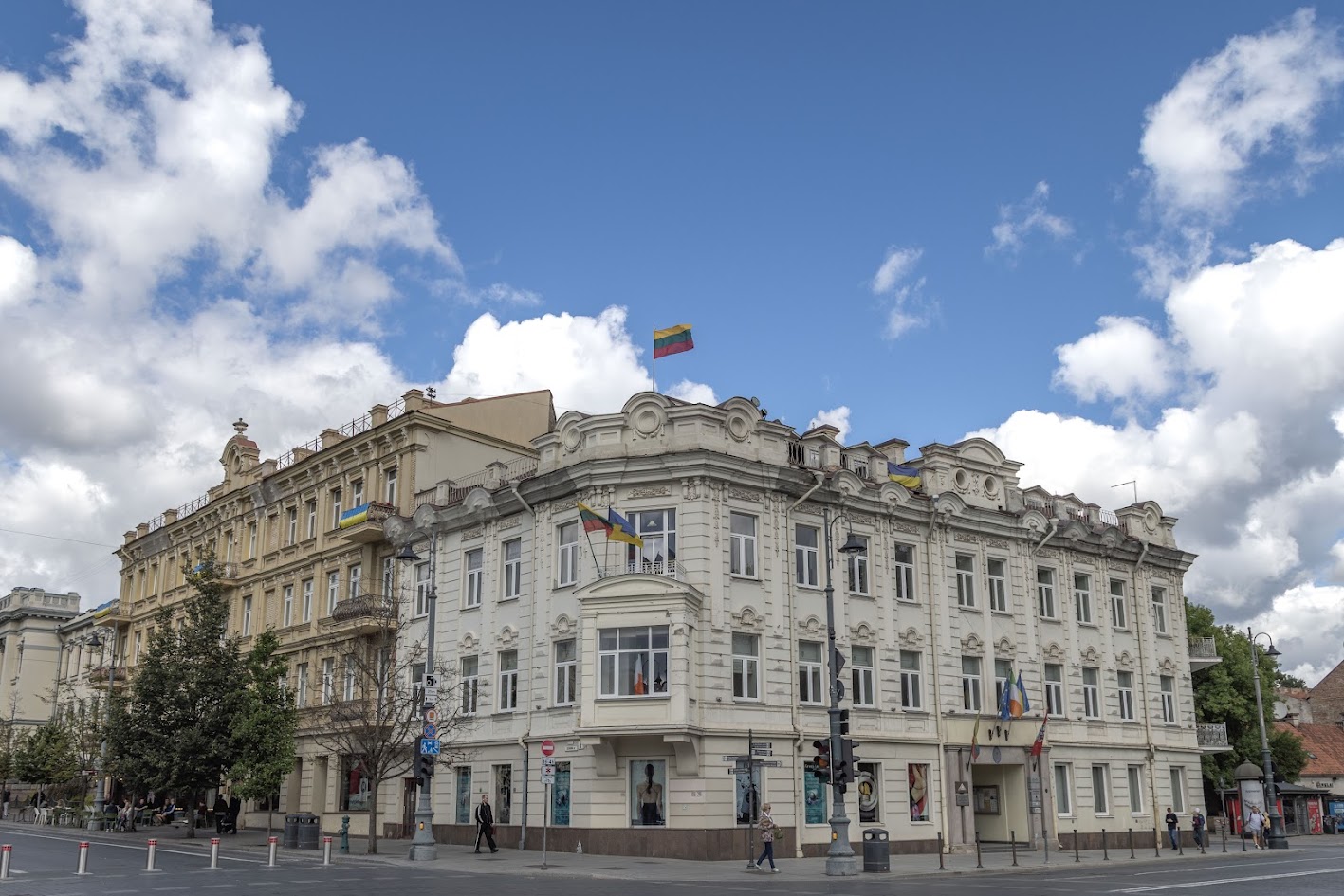 Vilnius, прогулка по центру  Vilnius, прогулка по центру