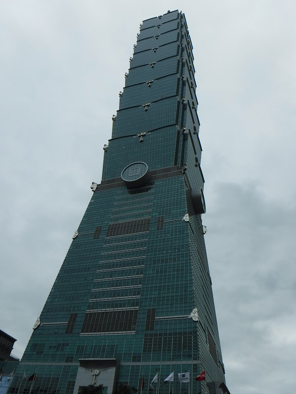 Визитная карточка Тайваня - гибкий небоскреб и знаменитая пельменная в нем - DSCF6821