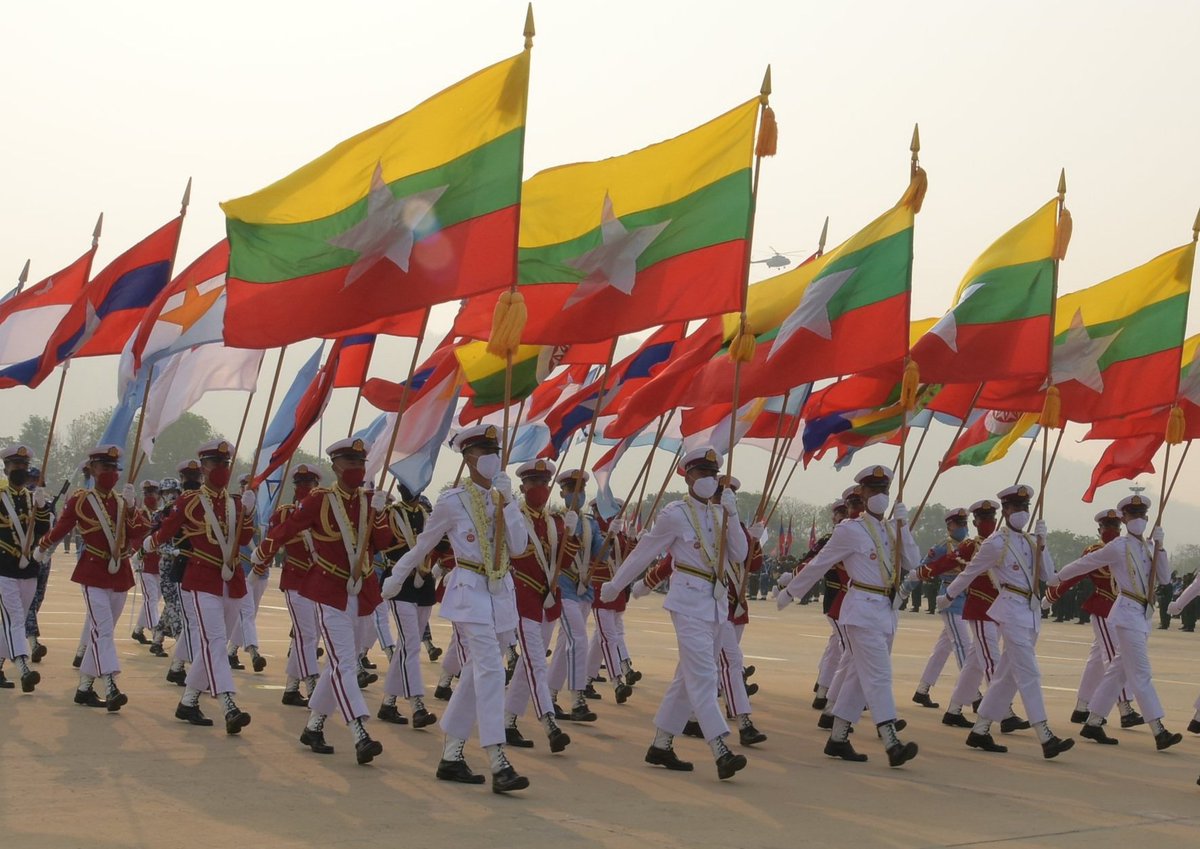 Военный парад в Мьянме 