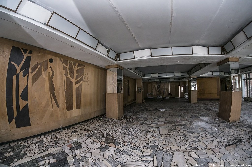 Заброшенный санаторий - утраченное советское наследие Abandoned russian sanatorium