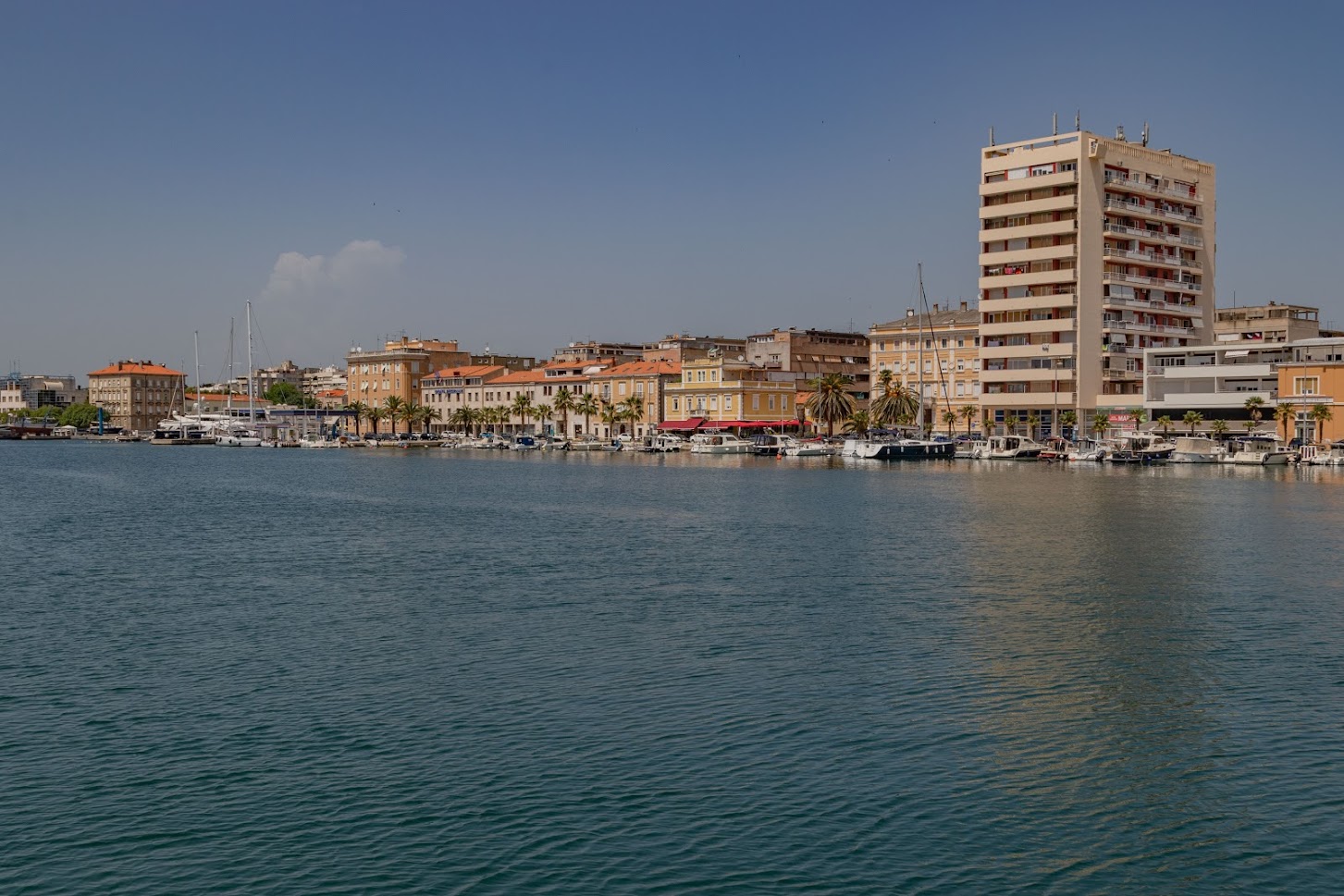 Задар, он же Zadar. 