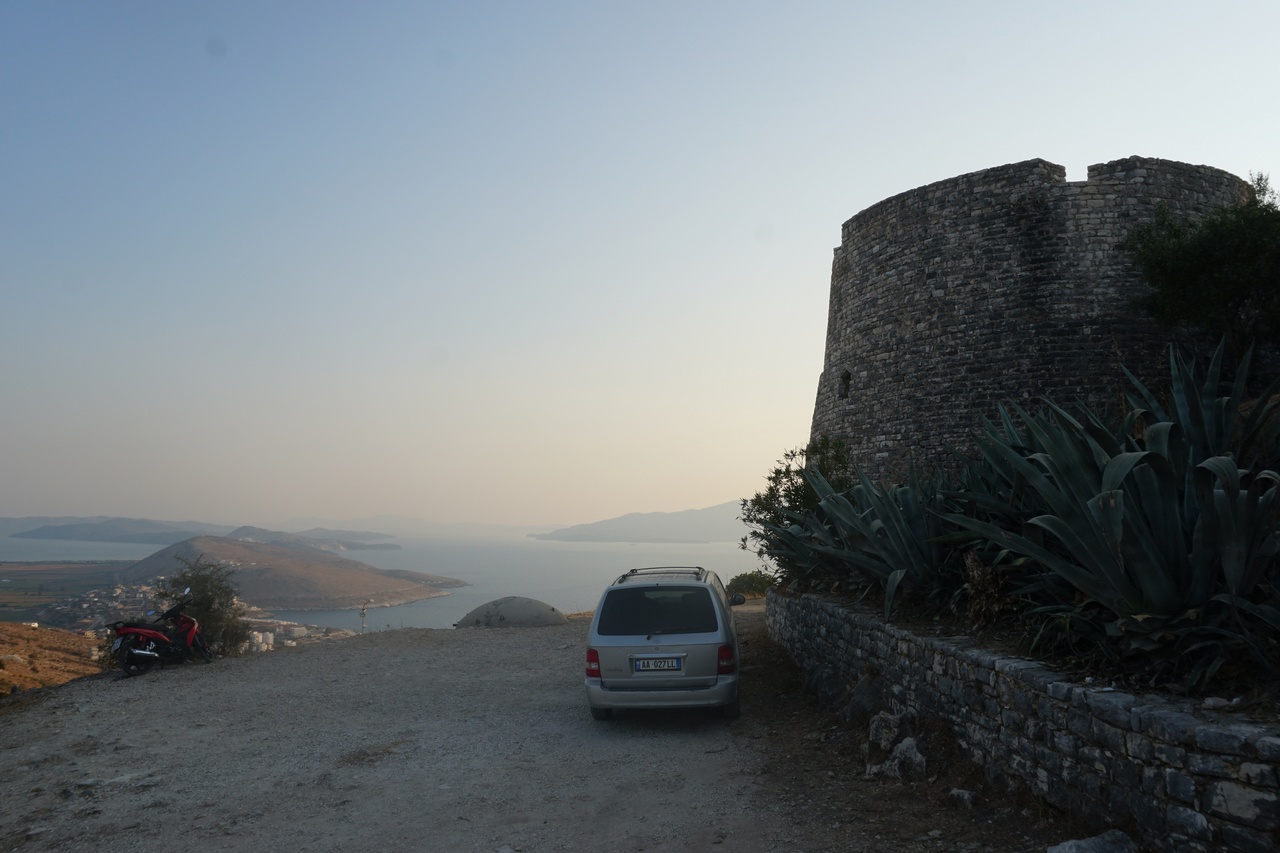 Замок Лекуреси - морские глаза Албании 