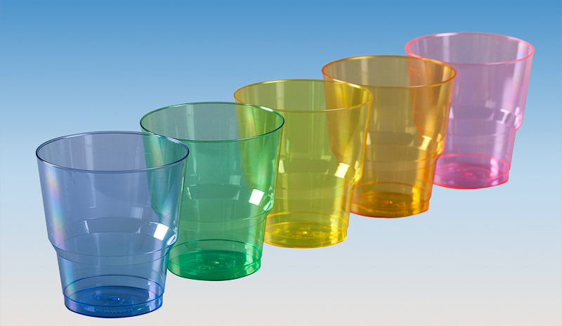 Разнообразие пластиковых стаканов и способы их применения